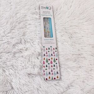 Swig Life Reusable Straw Set with Sugar Trees Design